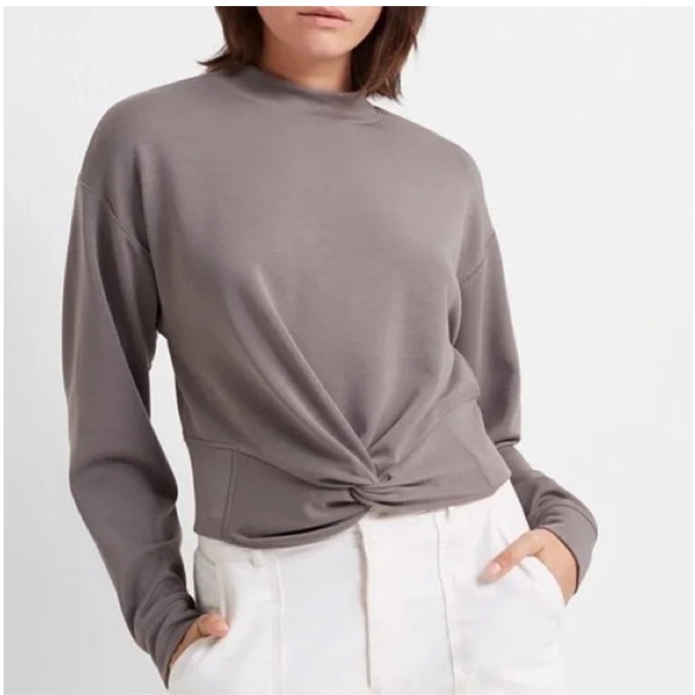 Club Monaco Knottie shirt- Size XS